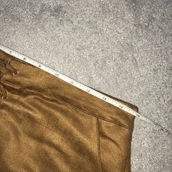 Tan skirt with front tie - Picture 4 of 4